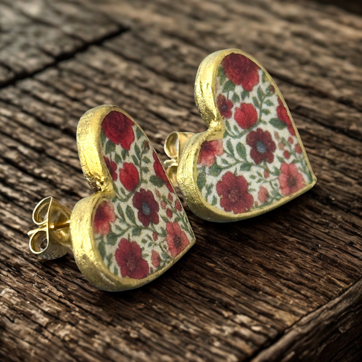 Floral Heart Stud Earrings -Ruby Garden